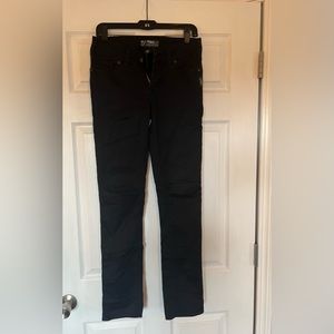 Silver brand black denim. Suki slim style. Size 27/31